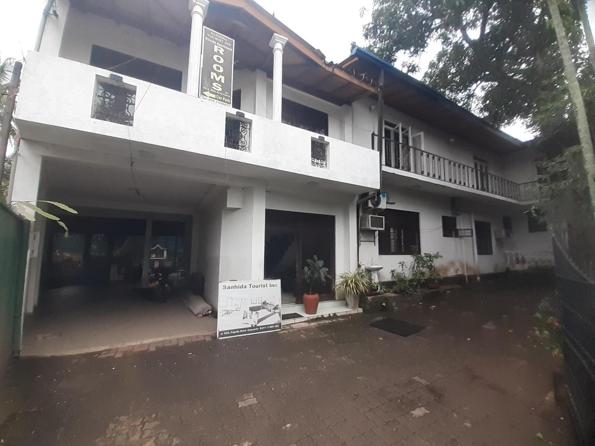 The Sanhinda Tourist Inn Colombo Nugegoda Exterior foto